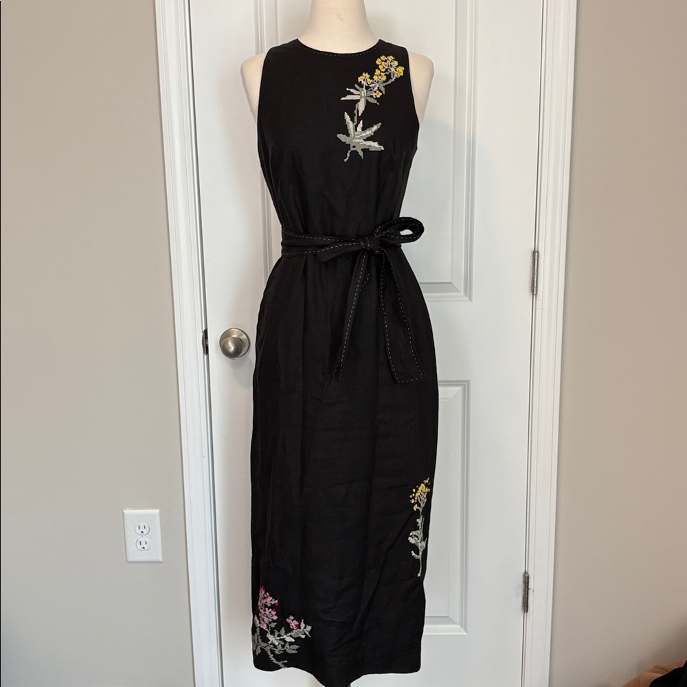NEW EXQUISE Julieta dress in black Linen Embroidered Floral - Picture 4 of 12